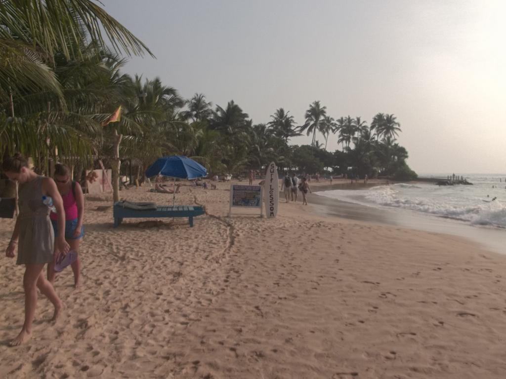 Srilanka Ayurveda Hotel Хиккадува Экстерьер фото
