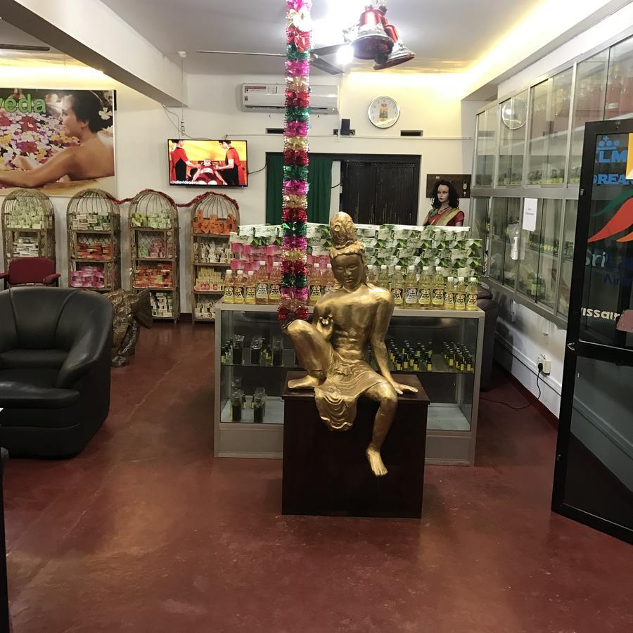 Srilanka Ayurveda Hotel Хиккадува Экстерьер фото